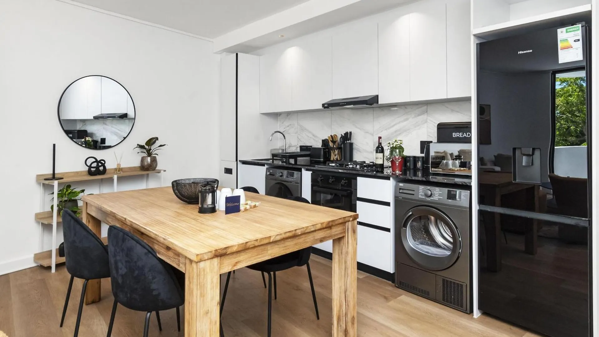 Modern 2-Bed Apartment In Claremont With Balcony Ciudad del Cabo 0*,