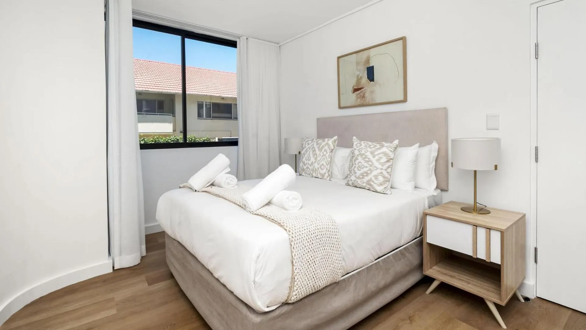 Modern 2-Bed Apartment In Claremont With Balcony Ciudad del Cabo